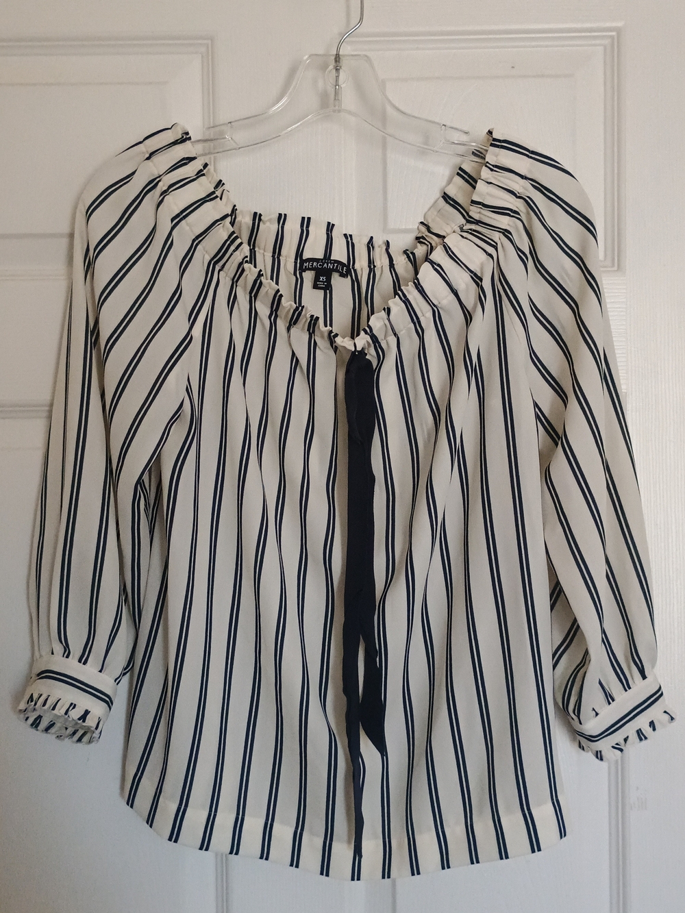 EUC J. Crew Mercantile Peasant Top Navy Striped Off Shoulder Size XS